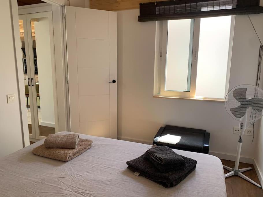 Moderna Casa De Invitados Con Terraza Y Piscina Appartement